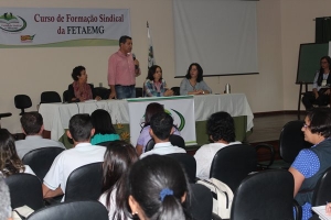 Dirigentes sindicais participam do primeiro módulo do curso de formação sindical