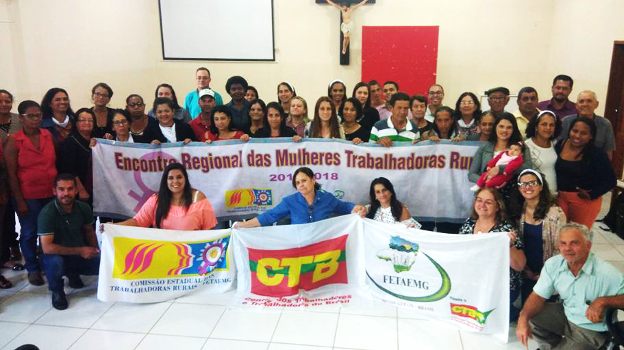 Encontro Regional de Mulheres Trabalhadoras Rurais da Fetaemg em Manhuaçu discute ações estratégicas pela retomada de Direitos