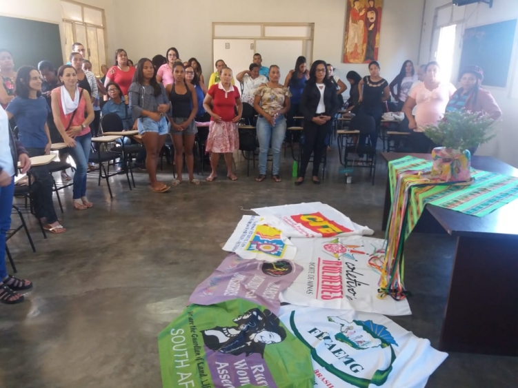 Trabalhadoras rurais do Norte de Minas participam da VI Marcha do Coletivo de Mulheres Organizadas, por igualdade, direitos e democracia