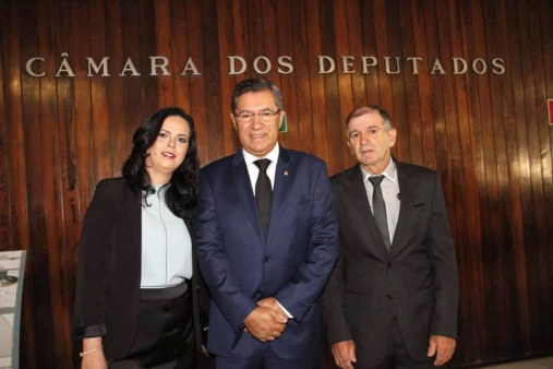 Dezenas de mineiros prestigiaram a posse do presidente da Fetaemg como Deputado Federal em Brasília