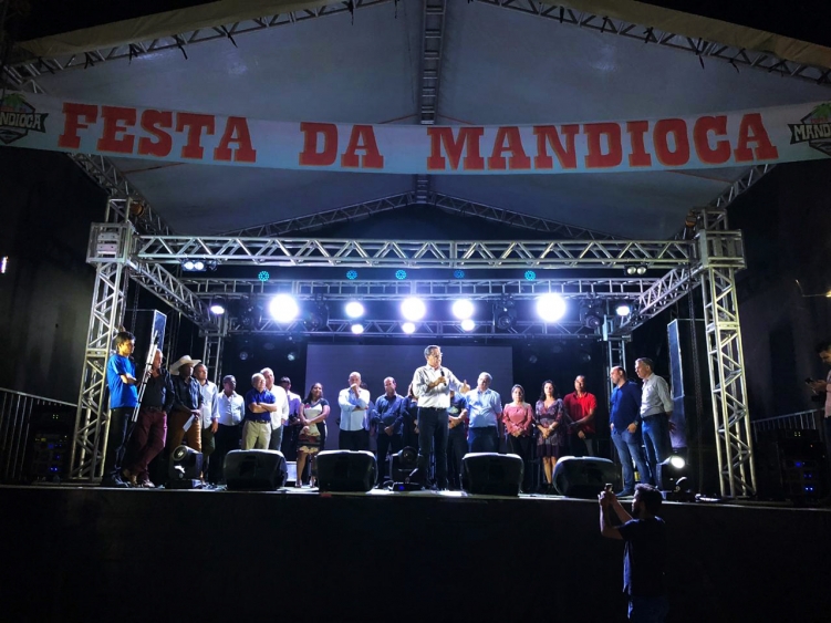 Fetaemg prestigia a 18ª edição da tradicional Festa da Mandioca em Almenara