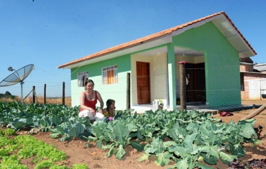 Construção de 27 mil casas através do Programa Nacional de Habitação Rural (PNHR) é cancelada