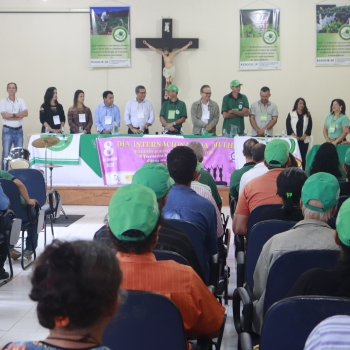 Trabalhadores(as) de Manhuaçu recebem a Fetaemg para debater Agricultura Familiar e Direitos